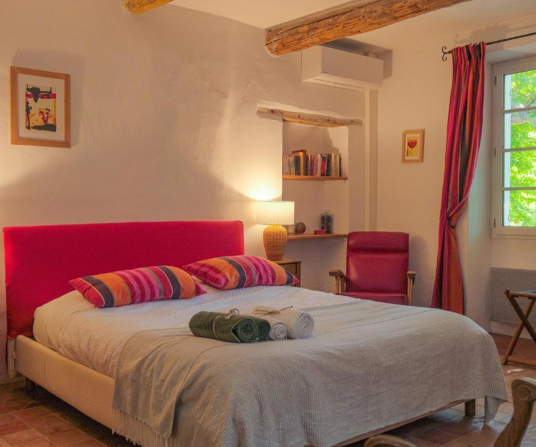Bed and Breakfast Montjoia Le Thor Exterior foto