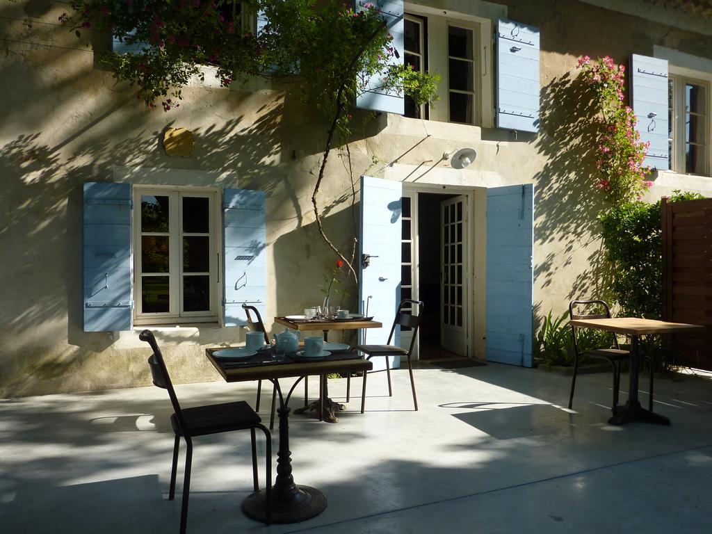 Bed and Breakfast Montjoia Le Thor Exterior foto